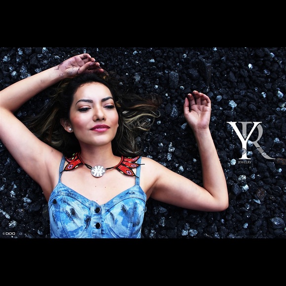 Peacock Neon Necklace (Red) Ref. PN- Q01 - Picture 4 of 4